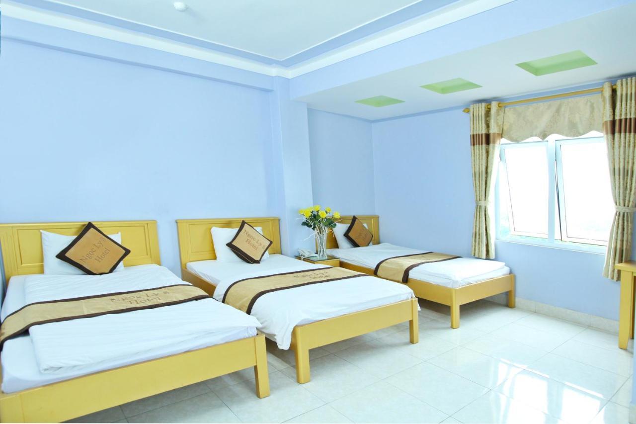 ホテル Khach San Ngoc Ly 8 Thanh Hóa エクステリア 写真