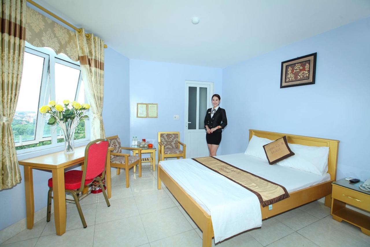 ホテル Khach San Ngoc Ly 8 Thanh Hóa エクステリア 写真